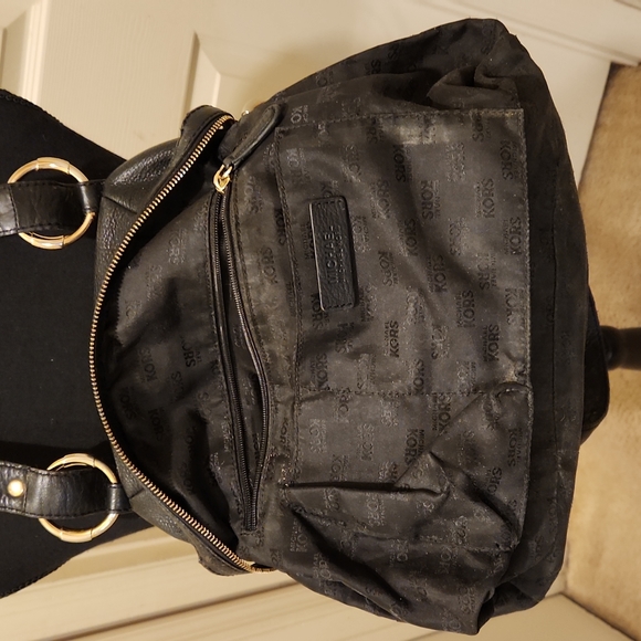 Michael Michael Kors, Black & Gold Satchel Purse - Picture 14 of 16